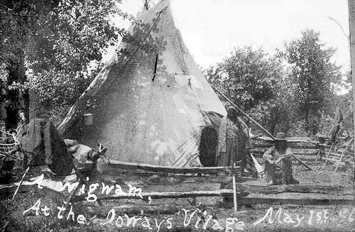 tipi at Ioway village in Oklahoma, May 1 1898